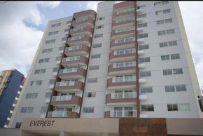 Condomínio Everest Flat
